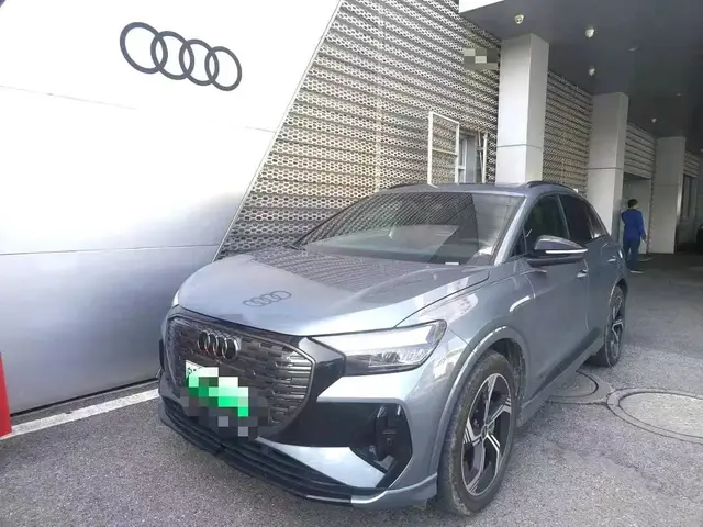 AUDI Q4 E-TRON 50 QUATTRO 2024