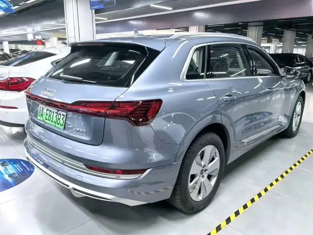 AUDI E-TRON 50 QUATTRO LUXURY 2023