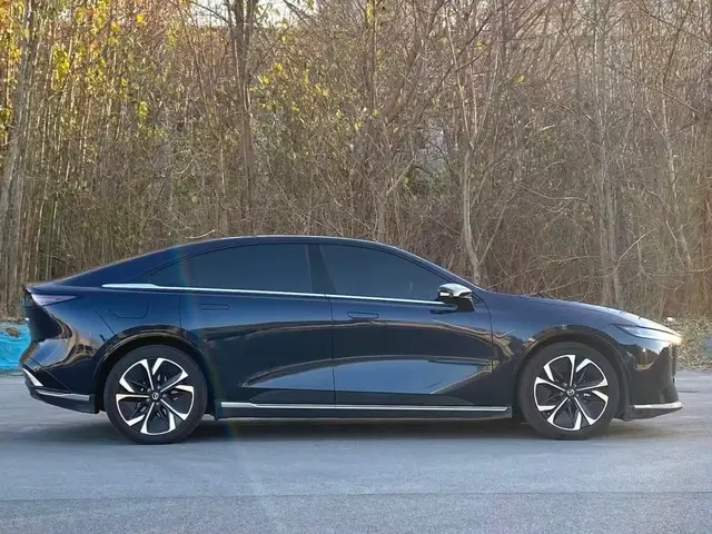 MAZDA EZ-6 600KM 2025