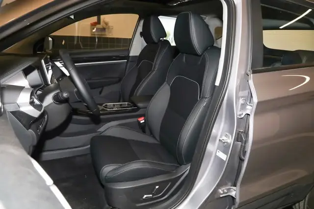 GEELY BINYUE 2025