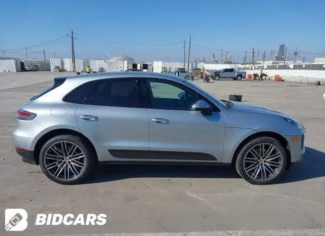 PORSCHE MACAN 2020