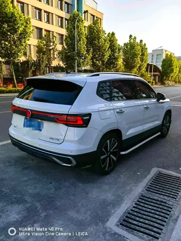 VOLKSWAGEN TAOS 2023
