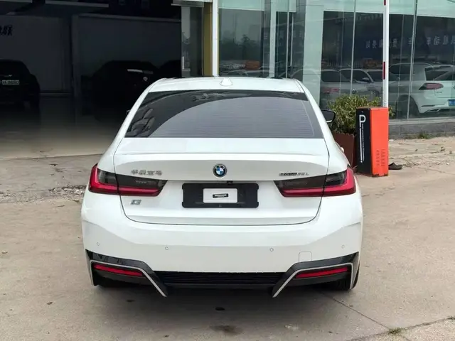 BMW I3 2022