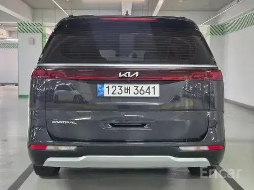 KIA CARNIVAL IV PRESTIGE 2023