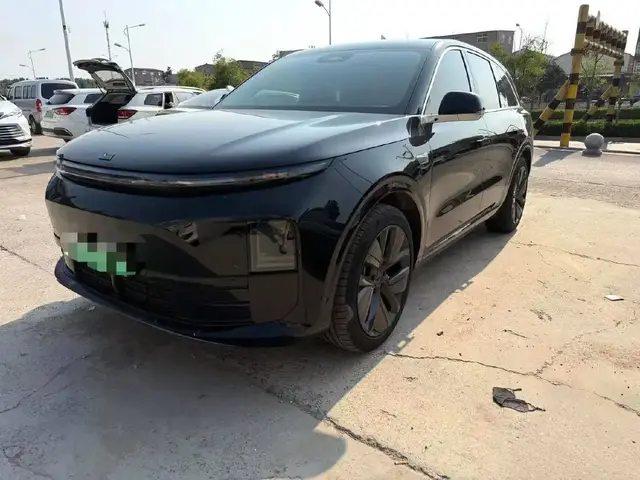 LI AUTO L6 PRO 2024