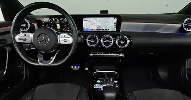 MERCEDES-BENZ CLA КЛИМАТ-КОНТРОЛЬ КРУИЗ-КОНТРОЛЬ ЭЛЕКТРО СИДЕНЬЯ КАМЕРА ЗАДНЕГО ВИДА АМБИЕНТ ЛЮК 2022