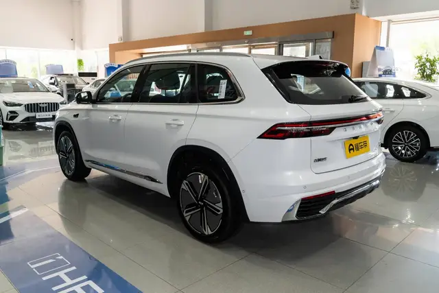 GEELY MONJARO 2026