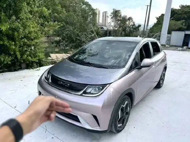 BYD DOLPHIN 2023