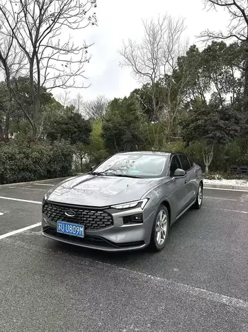 FORD MONDEO LUXURY 2022