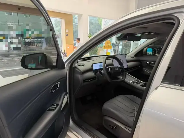 GEELY GALAXY STARSHIP 7 2025