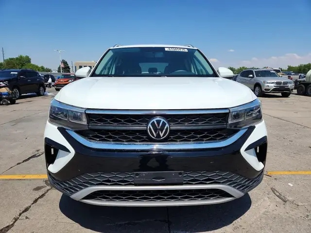 VOLKSWAGEN TAOS SE 2022