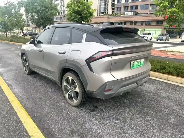 GEELY GALAXY L7 2023