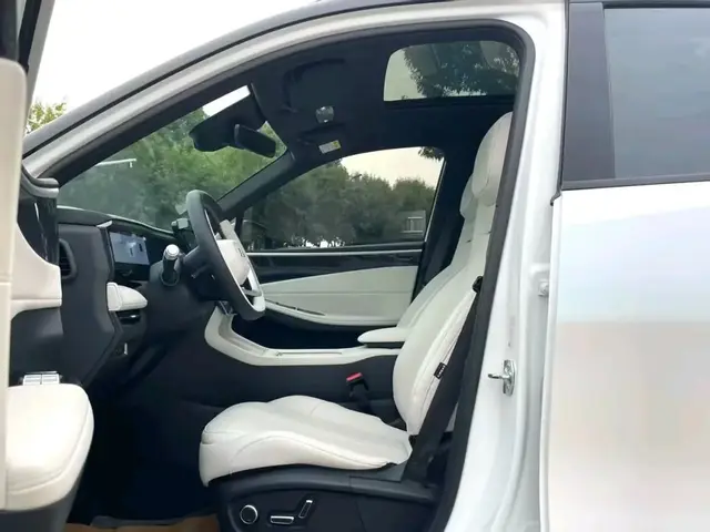 GEELY GALAXY L7 STARSHIP EDITION 2023
