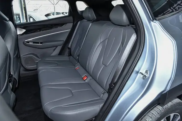 GEELY BOYUE 1.5T MEIHAO EDITION (ПРЕДМАКСИМАЛЬНАЯ ВЕРСИЯ) 2026