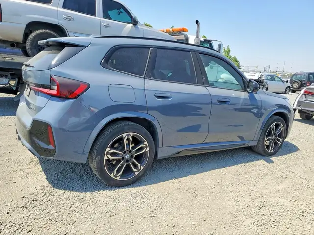 BMW X1 2023