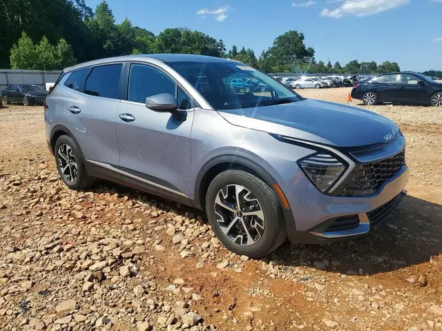 KIA SPORTAGE EX 2023