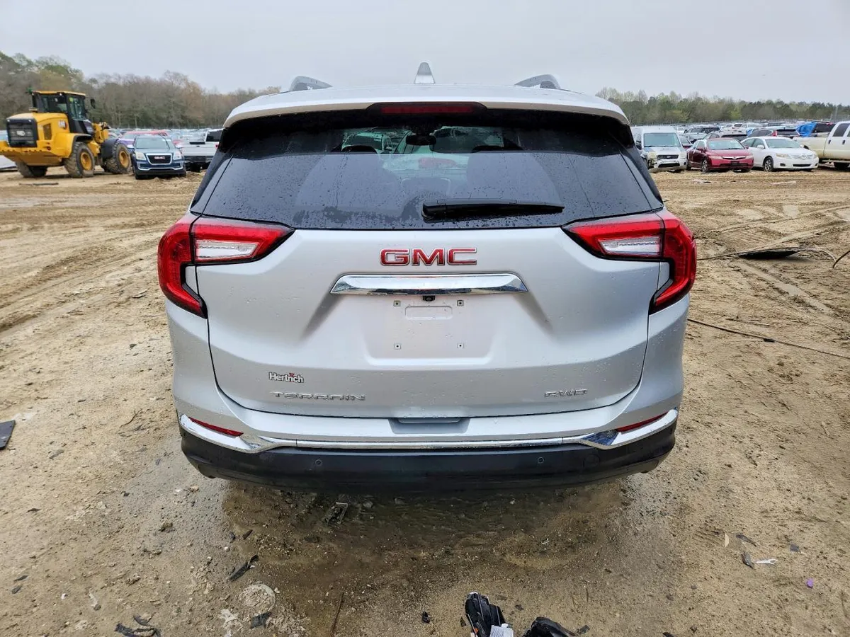 GMC TERRAIN SLT 2022