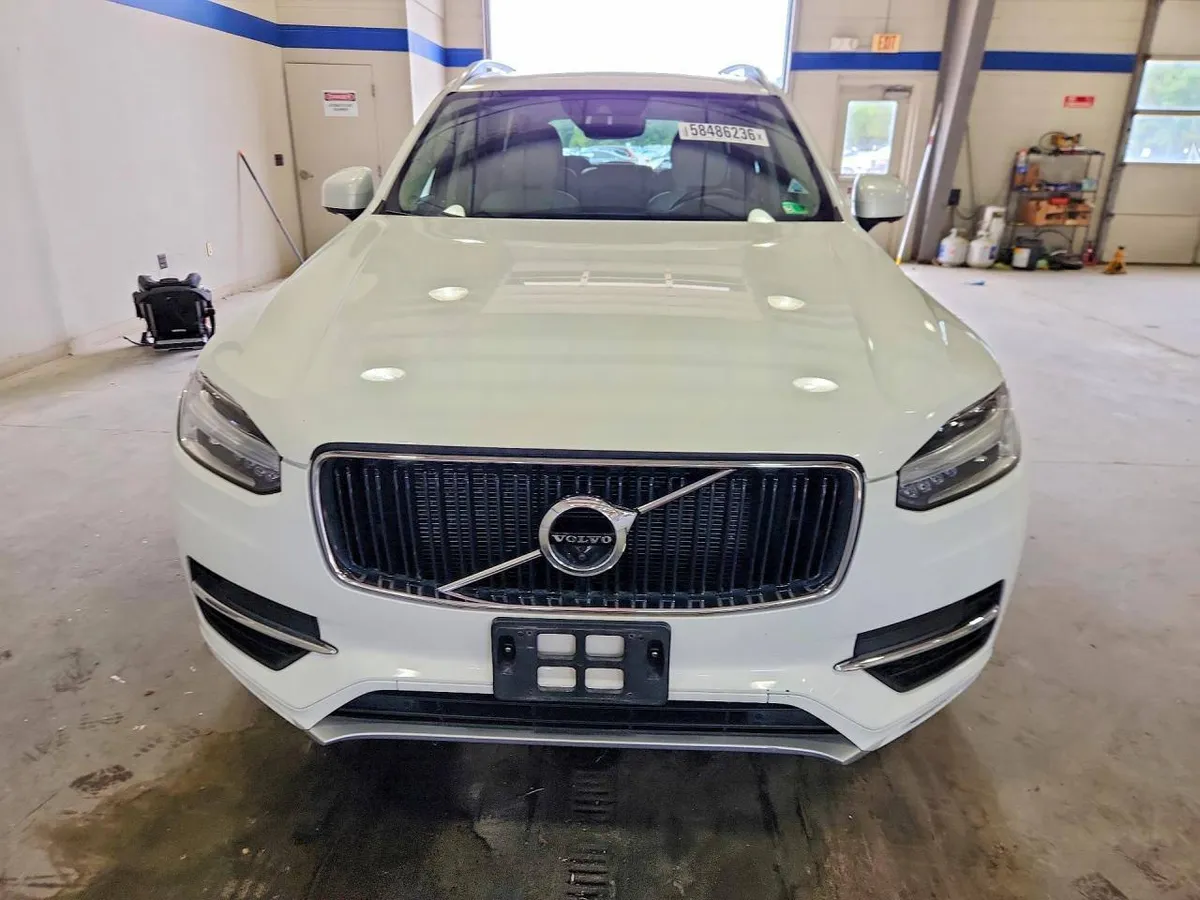 VOLVO XC90 2017