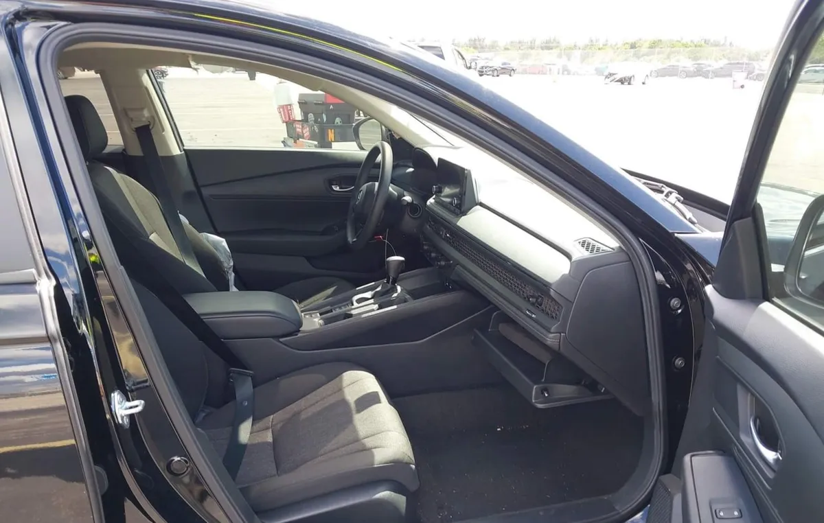 HONDA ACCORD LX 2024