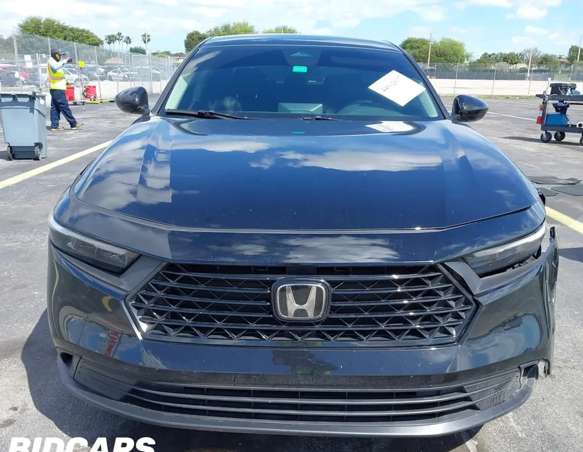 HONDA ACCORD LX 2024