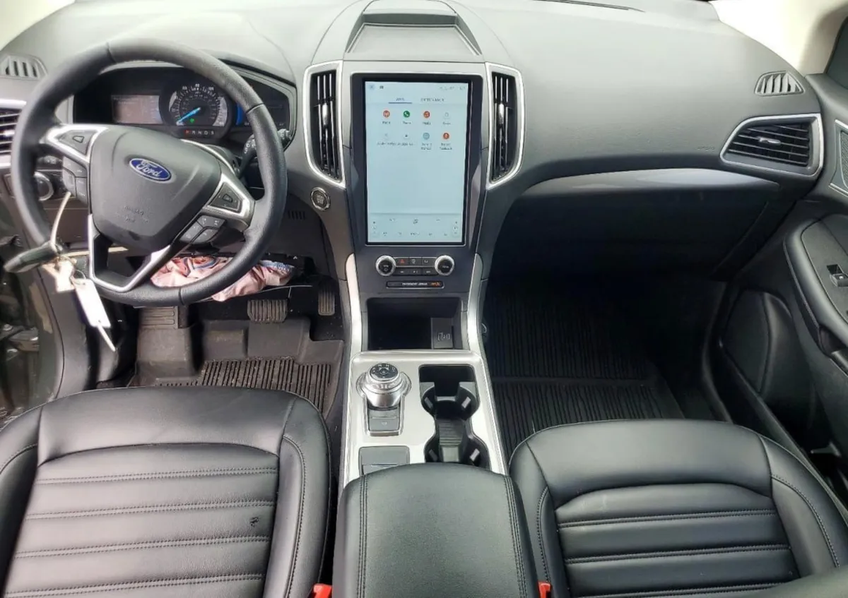 FORD EDGE SEL 2023