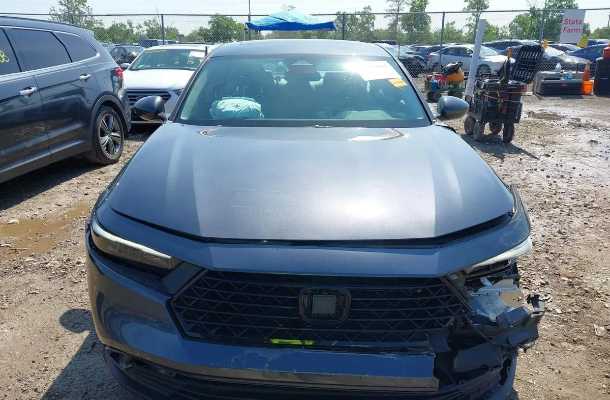 HONDA ACCORD EX 2023