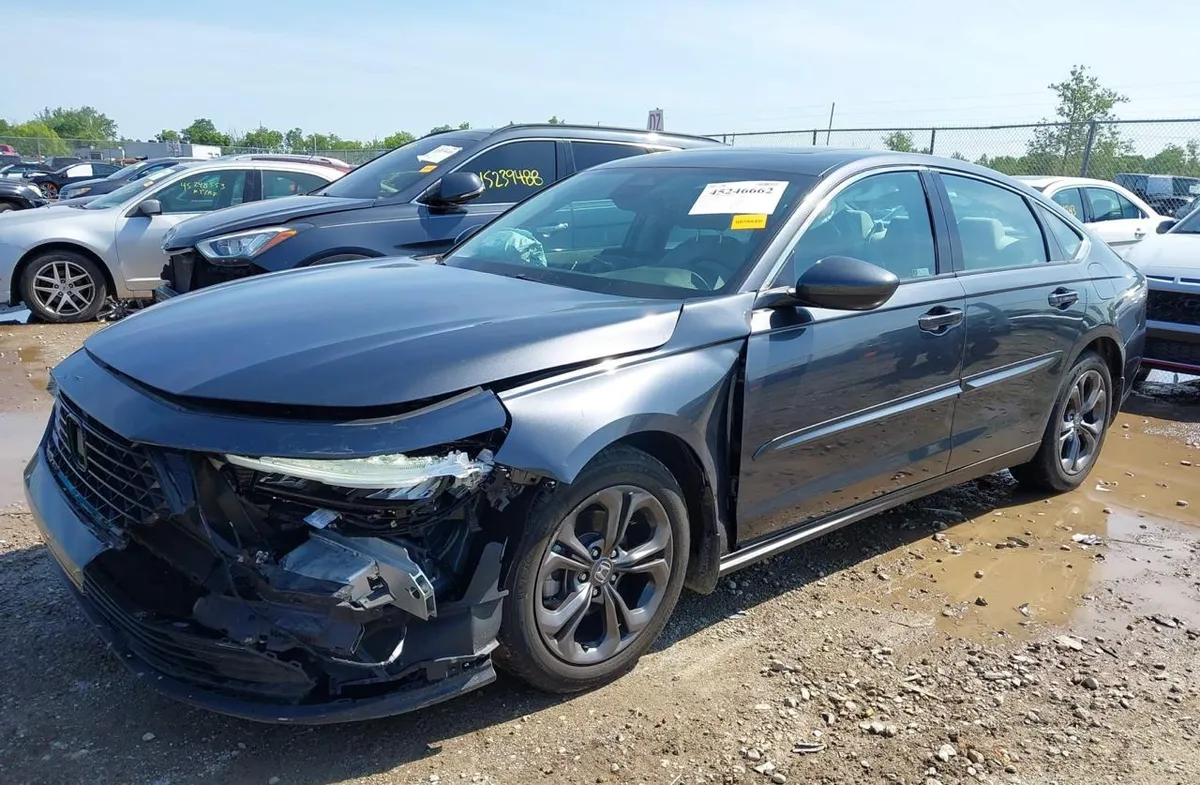 HONDA ACCORD EX 2023