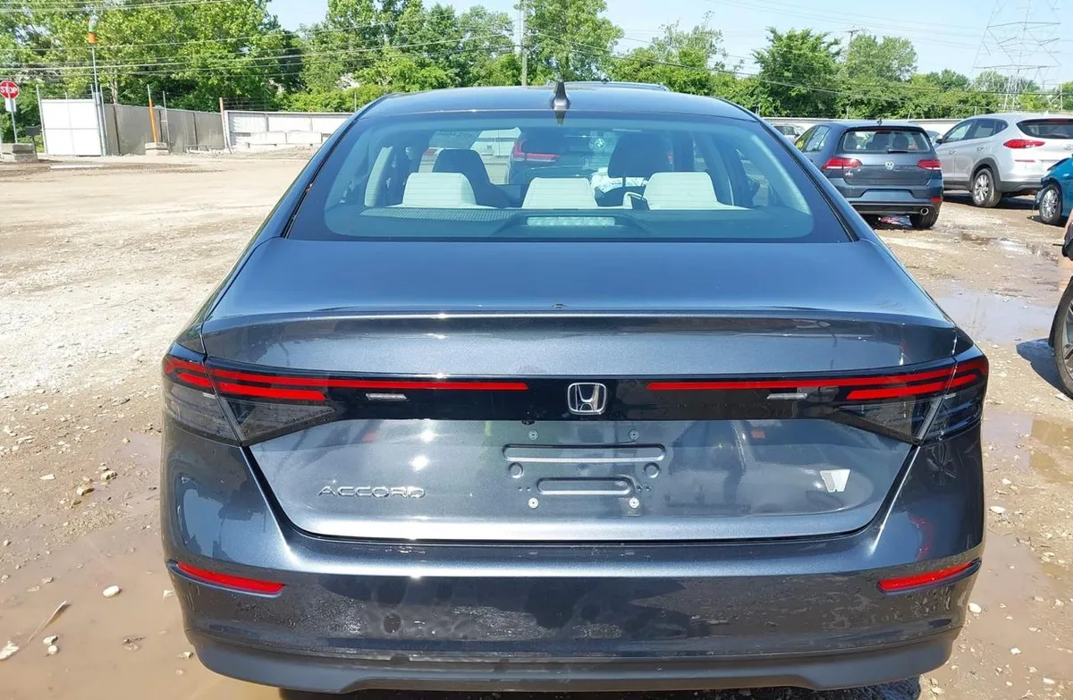 HONDA ACCORD EX 2023