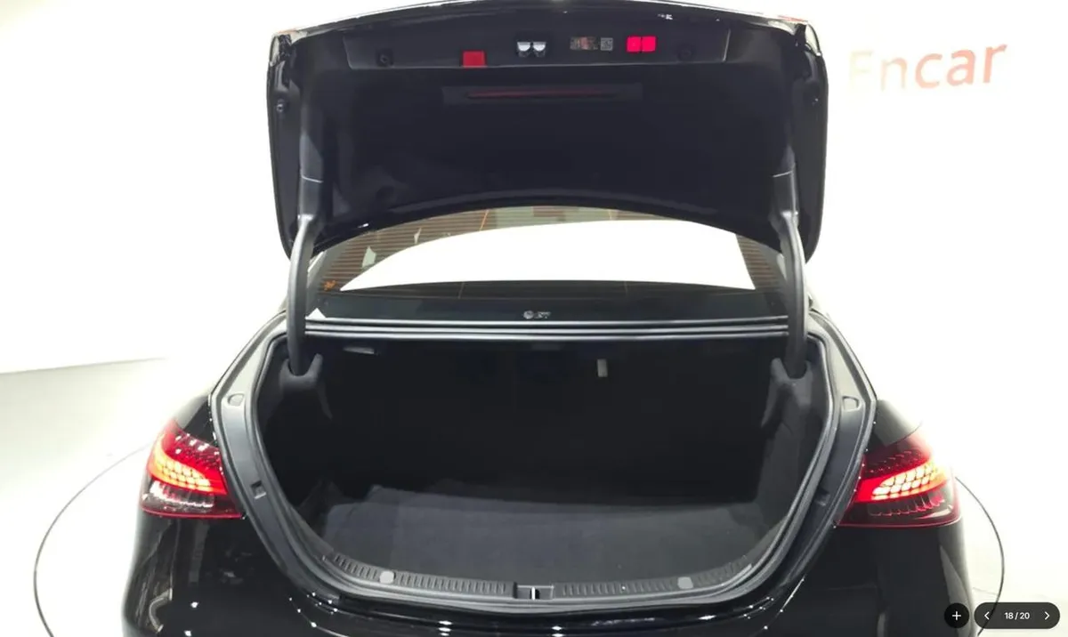 MERCEDES-BENZ W213 AMG-LINE 2022