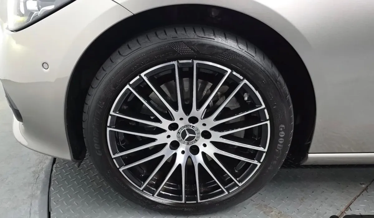 MERCEDES-BENZ C200 W206 2022