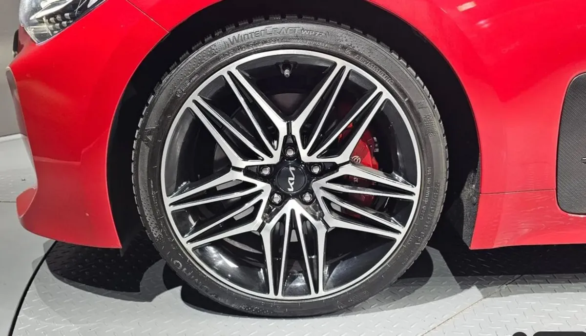 KIA STINGER 2021