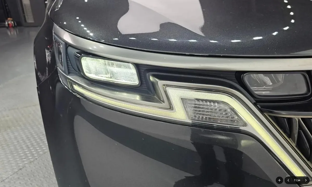 KIA CARNIVAL SIGNATURE 2023