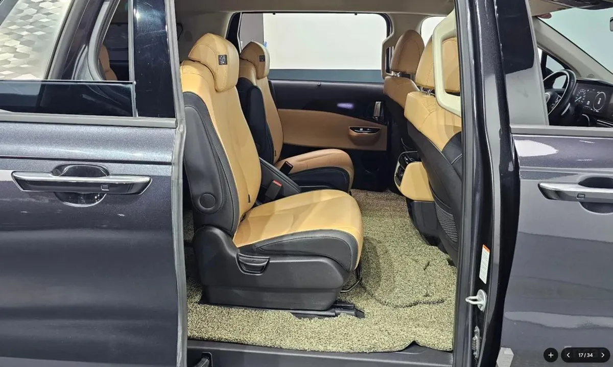 KIA CARNIVAL SIGNATURE 2023
