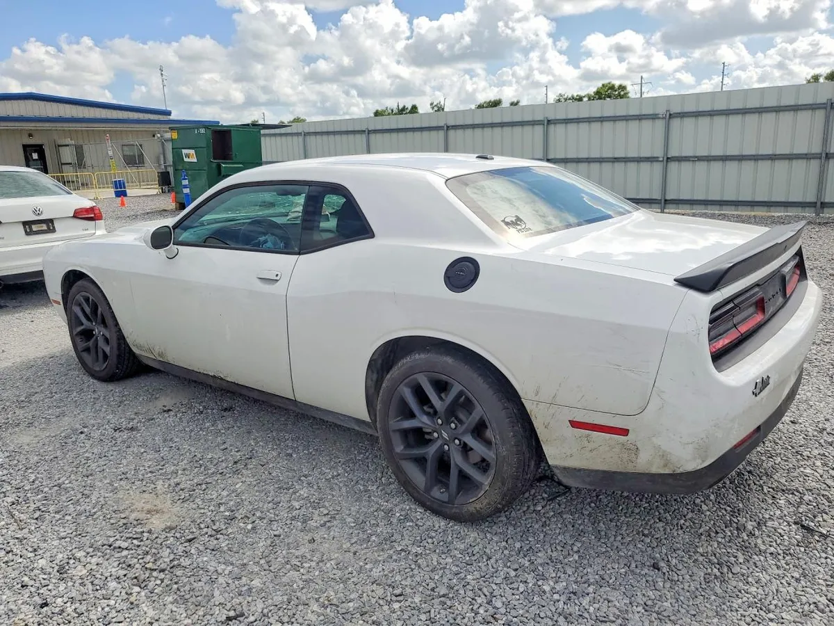 DODGE CHALLENGER SXT 2022