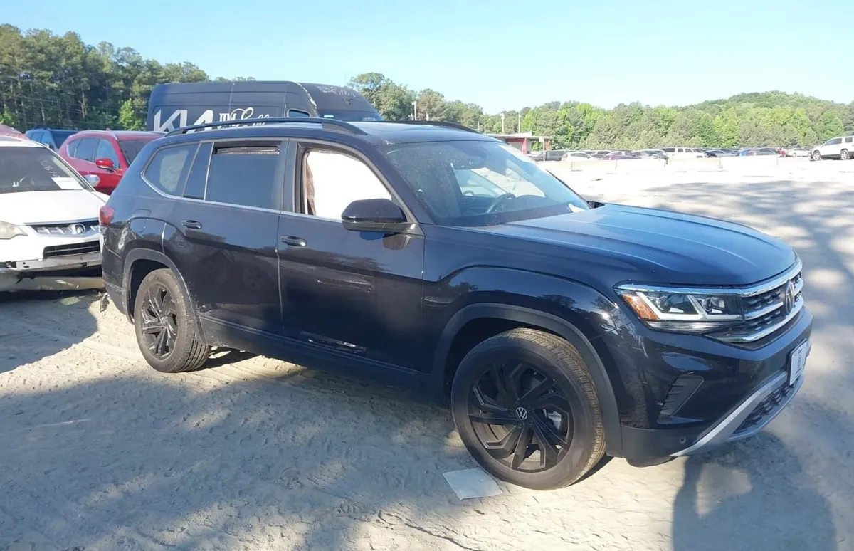 VOLKSWAGEN ATLAS SE W/TECHNOLOGY 2023