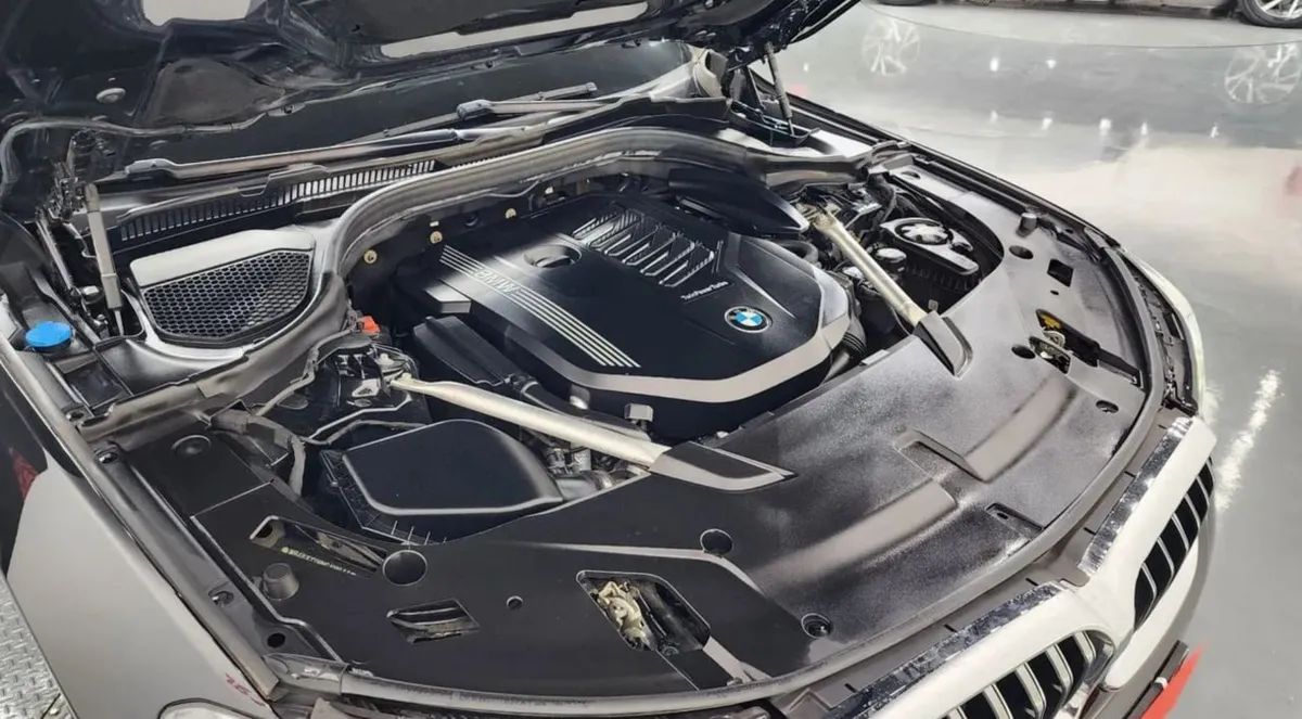 BMW 6 SERIES LUXURY 2022