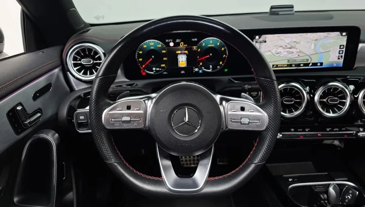 MERCEDES-BENZ CLA 2022