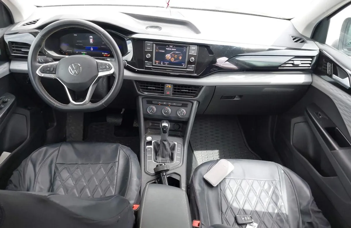 VOLKSWAGEN TAOS S 2021