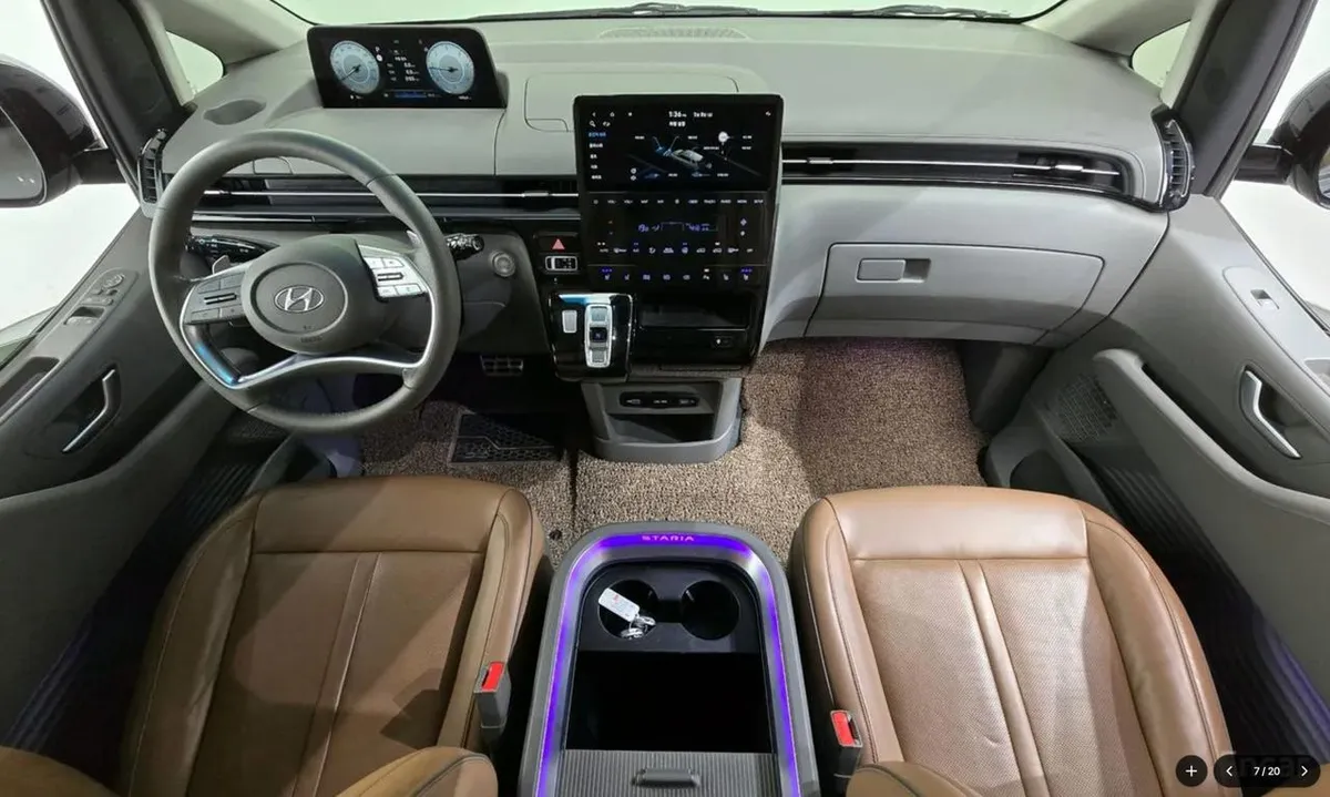 HYUNDAI STARIA INSPIRATION 2022