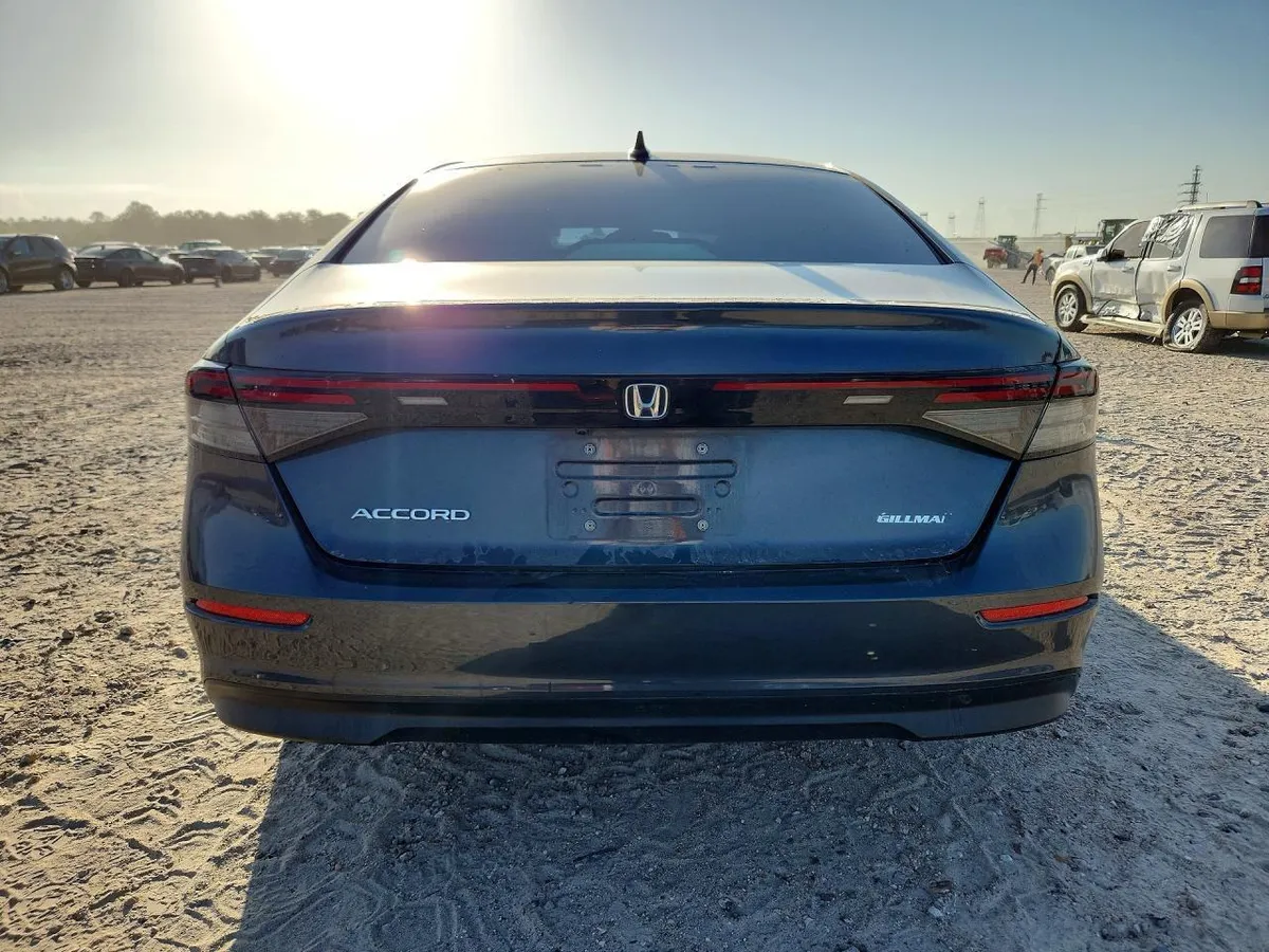 HONDA ACCORD ЕХ 2023