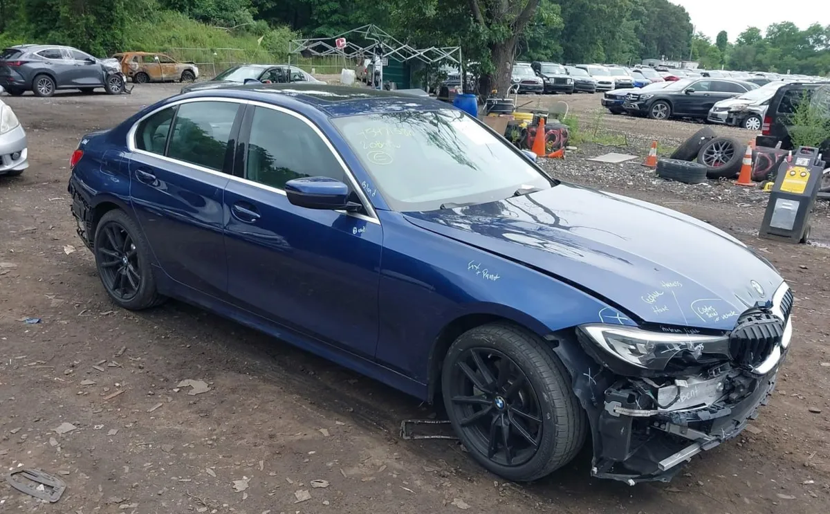 BMW 330XI 2019