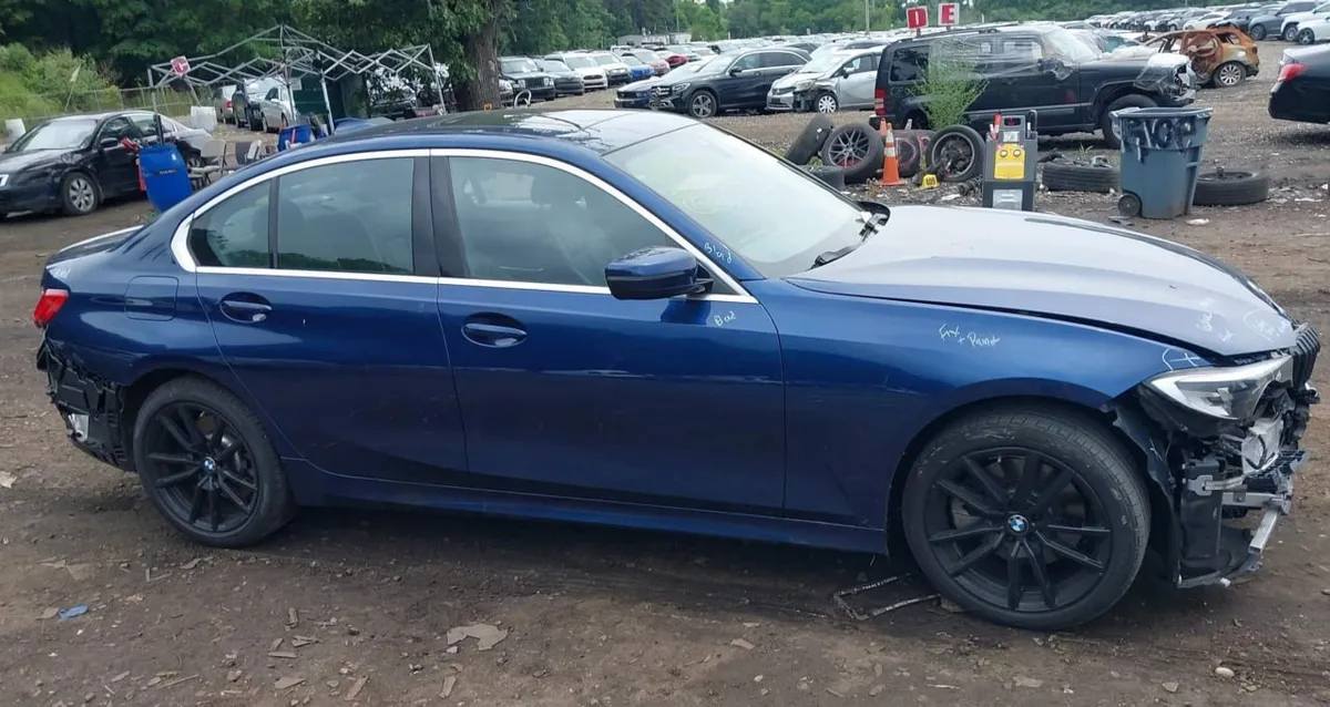 BMW 330XI 2019