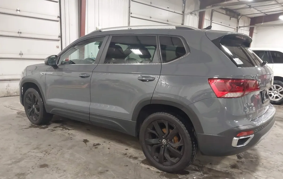 VOLKSWAGEN TAOS SE 2022