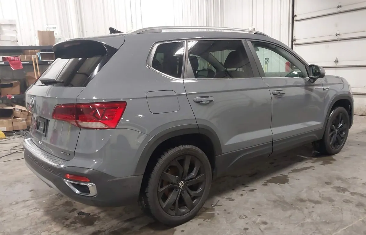VOLKSWAGEN TAOS SE 2022