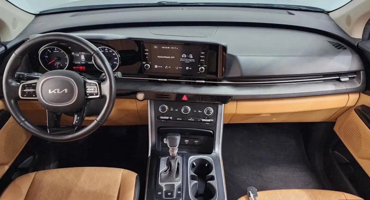 KIA CARNIVAL PRESTIGE 2022