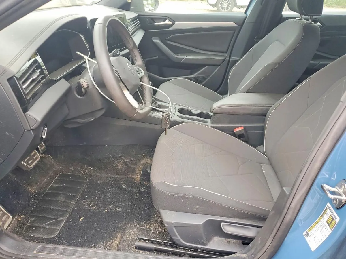 VOLKSWAGEN JETTA SPORT 2025