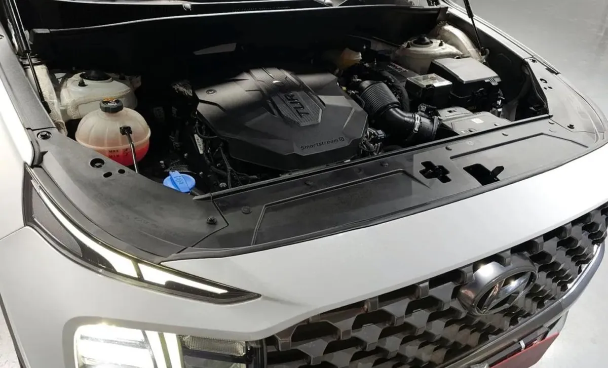 HYUNDAI SANTA FE EXCLUSIVE 2022