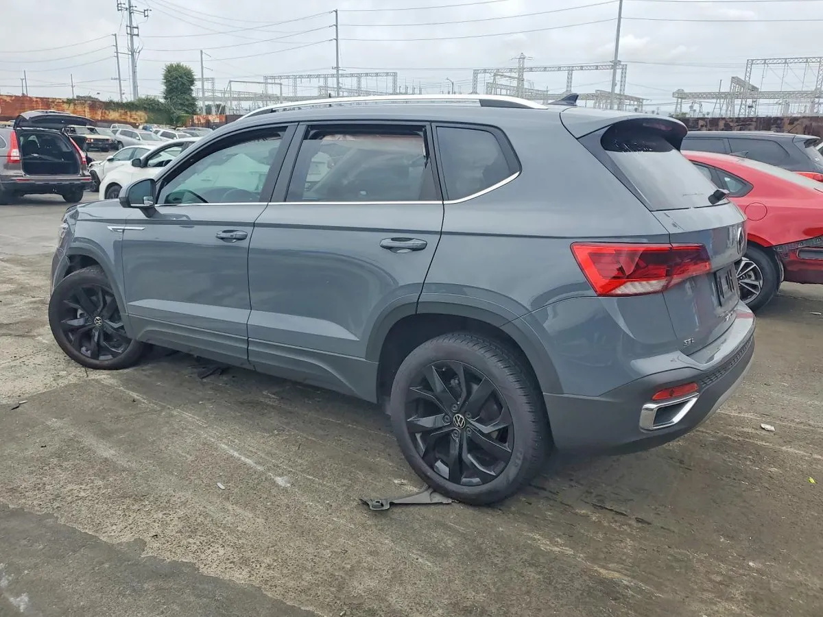 VOLKSWAGEN TAOS SEL 2021