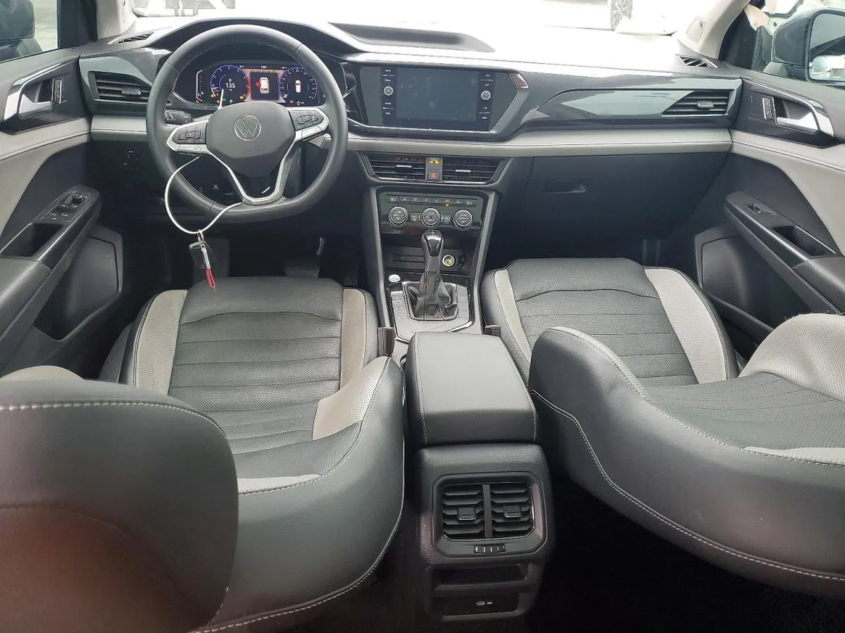 VOLKSWAGEN TAOS SEL 2021