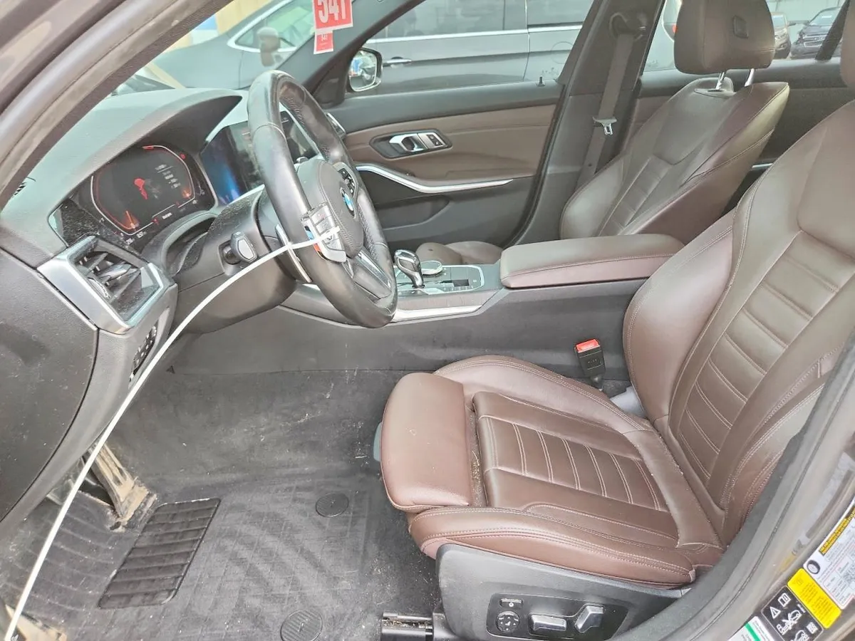 BMW 330XI 2018